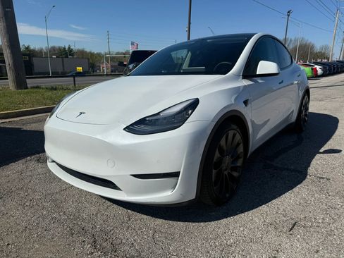 Used 2020 Tesla Model Y Performance image 7