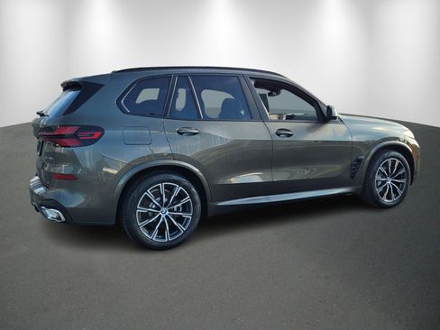 New 2026 BMW X5 xDrive50e w/ M Sport Package image 7