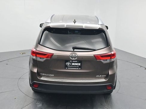 Used 2017 Toyota Highlander XLE image 58