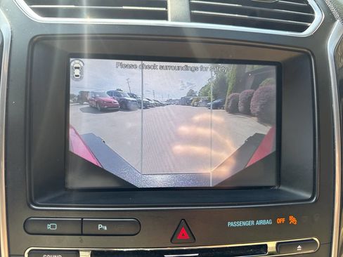 Used 2017 Ford Explorer Limited AWD/4WD image 26