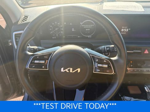Certified 2024 Kia Seltos EX AWD/4WD image 12