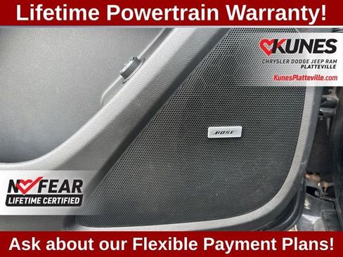 Used 2022 Chevrolet Traverse High Country image 25