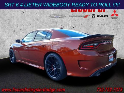 Used 2023 Dodge Charger Scat Pack w/ Dynamics Package image 3