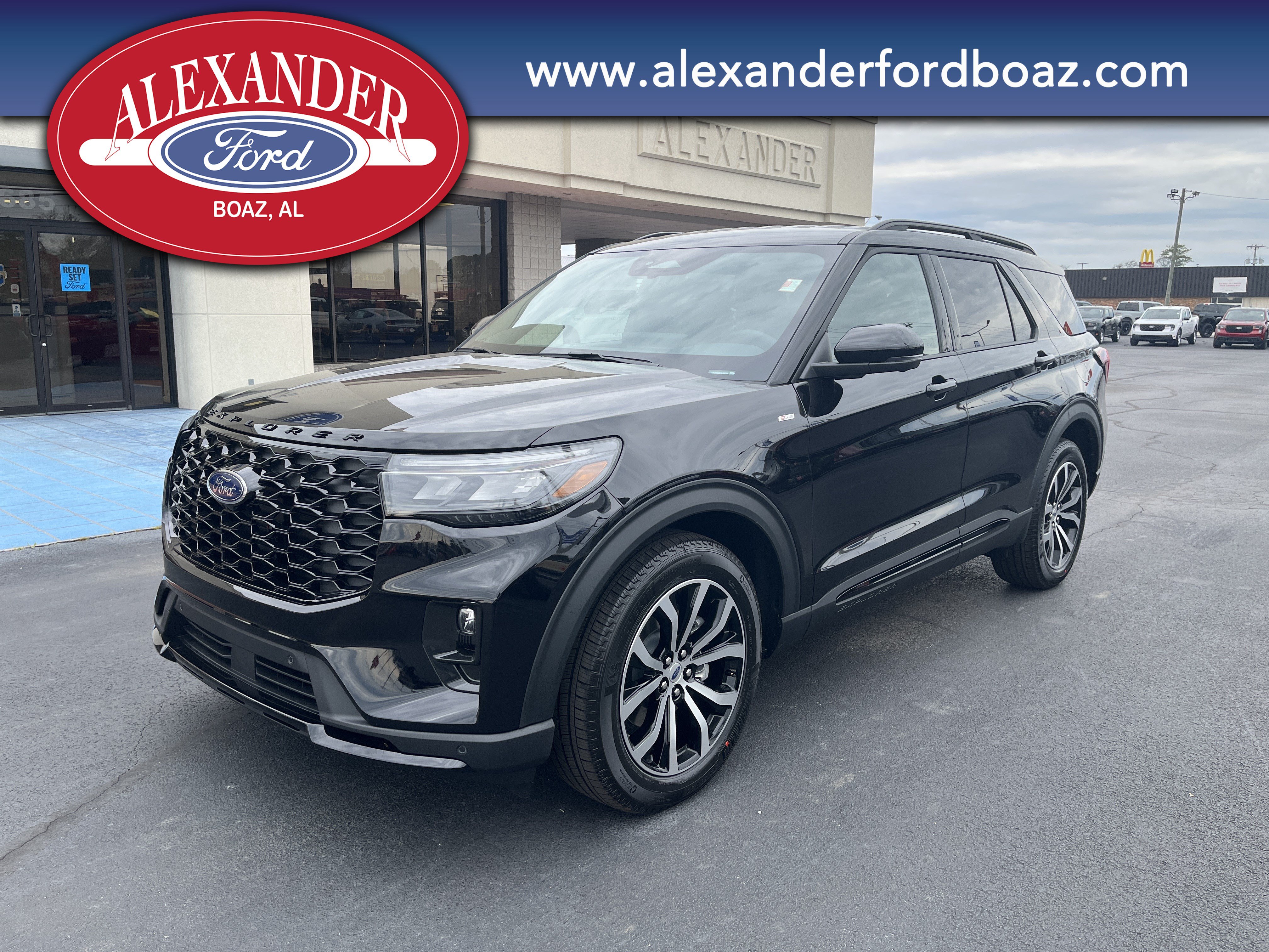 New 2026 Ford Explorer ST-Line RWD image 1