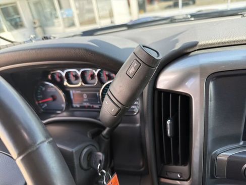 Used 2018 Chevrolet Silverado 1500 LT w/ All Star Edition AWD/4WD image 22