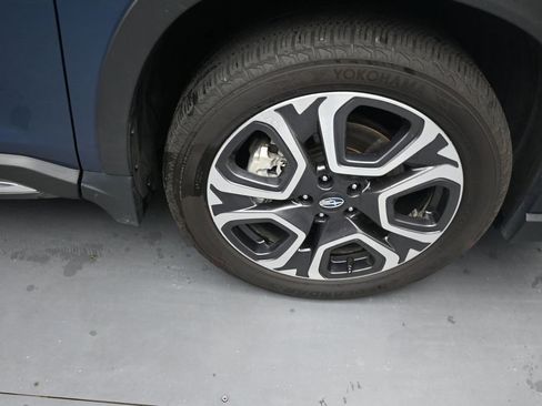 Used 2023 Subaru Ascent Limited w/ Technology Package AWD/4WD image 11