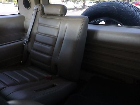 Used 2003 HUMMER H2 w/ Preferred Equipment Group AWD/4WD image 21