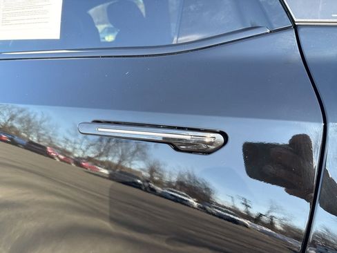 Used 2025 Cadillac Optiq Sport 2 image 9