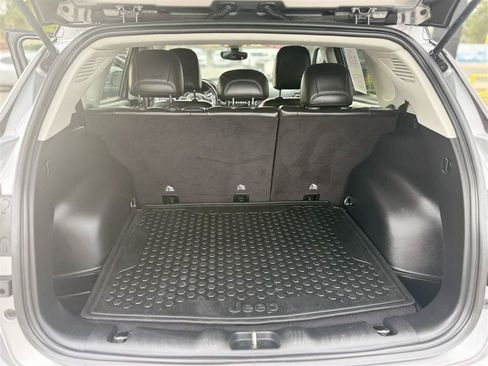 Used 2021 Jeep Compass Latitude AWD/4WD image 41