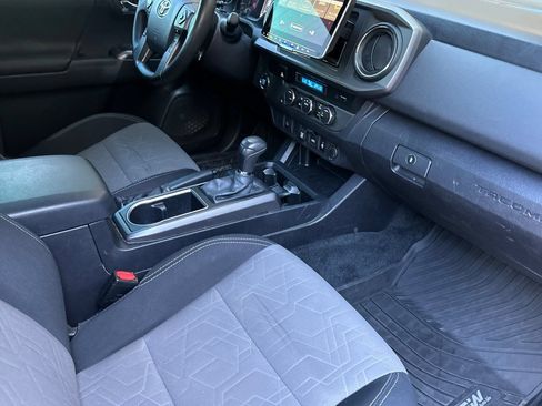 Used 2023 Toyota Tacoma TRD Sport RWD image 15