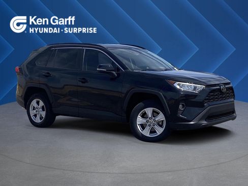 Used 2021 Toyota RAV4 XLE FWD image 1