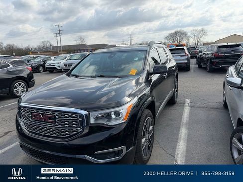 Used 2017 GMC Acadia Denali w/ Technology Package image 1