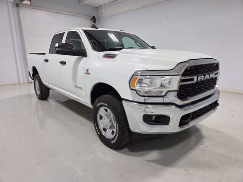 Used 2022 RAM 2500 Tradesman w/ Chrome Appearance Group AWD/4WD image 1