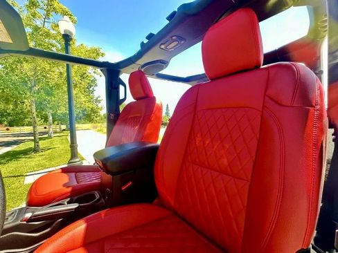 Used 2021 Jeep Wrangler Unlimited Sport AWD/4WD image 16