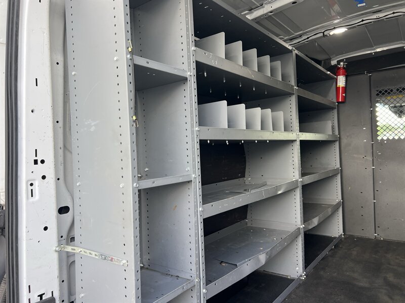 Used 2019 Ford Transit 250 130 Medium Roof RWD image 10