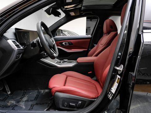 Used 2025 BMW 330i xDrive Sedan image 4