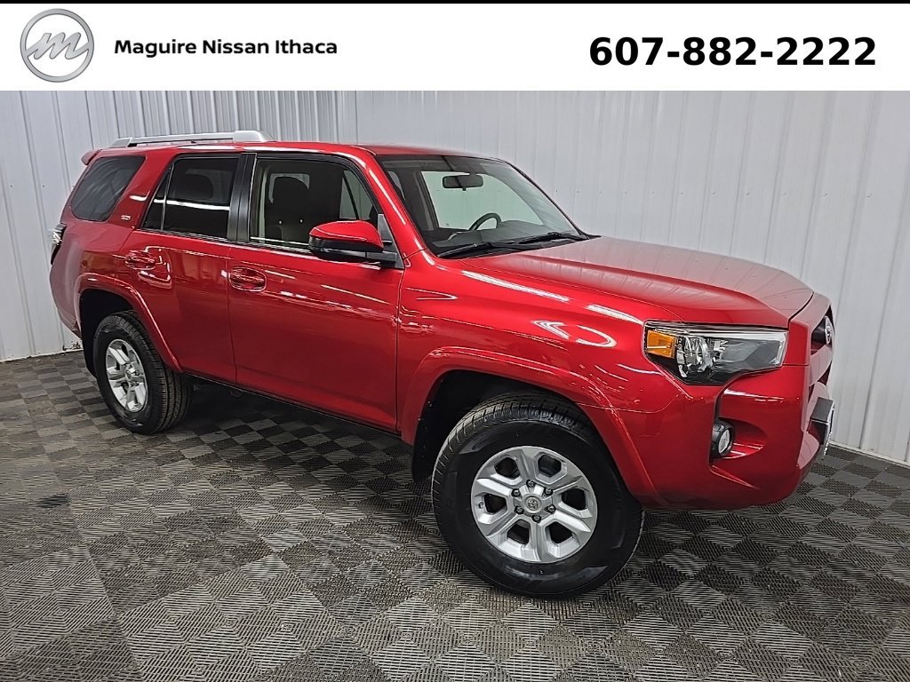 Used 2018 Toyota 4Runner SR5 AWD/4WD image 8