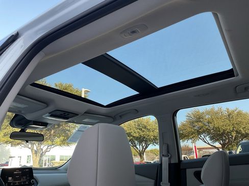 New 2026 Nissan Rogue SV image 19