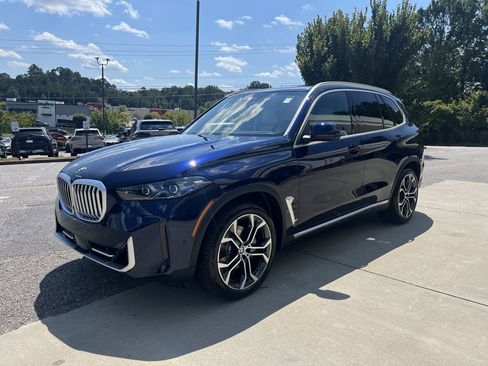 Certified 2026 BMW X5 sDrive40i image 4