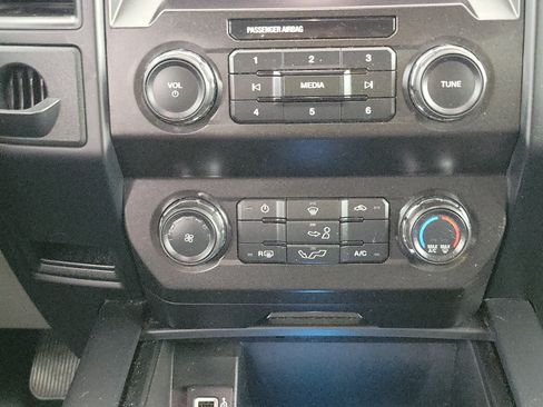 Used 2019 Ford F150 XL w/ Equipment Group 101A Mid RWD image 24