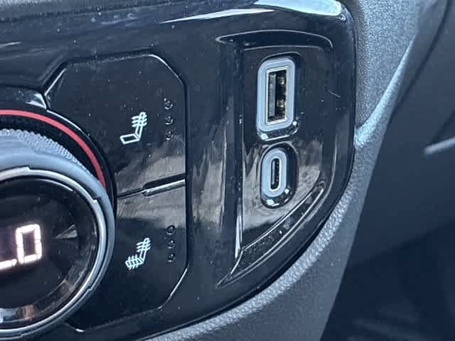 Used 2024 Chevrolet Silverado 1500 LT RWD image 32