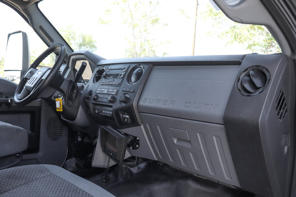 Used 2019 Ford F650 2WD Crew Cab Super Duty image 40