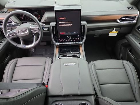 New 2026 GMC Yukon XL Denali image 14