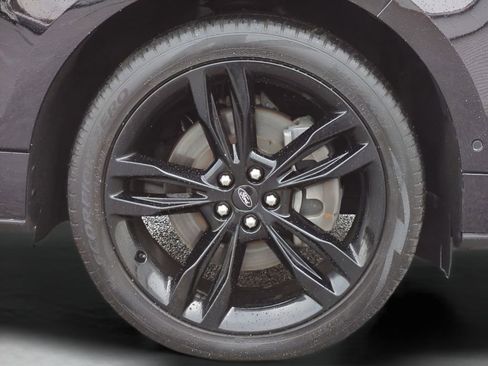 Used 2022 Ford Edge ST w/ Equipment Group 401A image 11