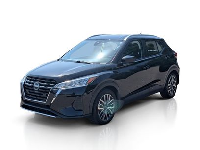 Used 2023 Nissan Kicks SV