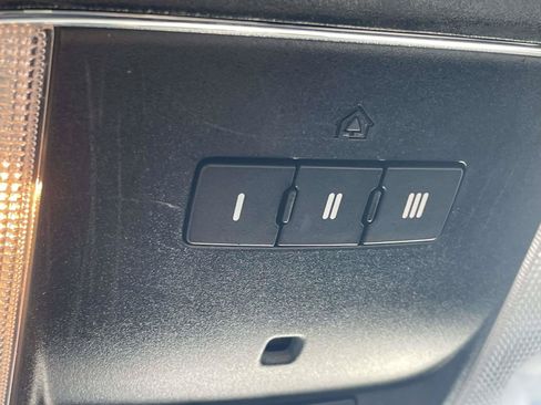Used 2019 Chrysler 300 S w/ 300S Premium Group 2 RWD image 30