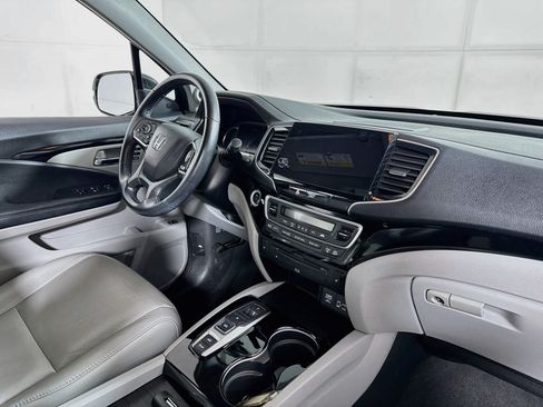 Used 2021 Honda Pilot Touring image 30