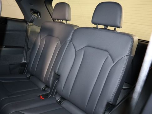 Used 2026 Audi Q7 3.0T Premium Plus image 25