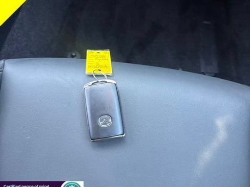 Used 2023 MAZDA MAZDA3 s FWD image 31
