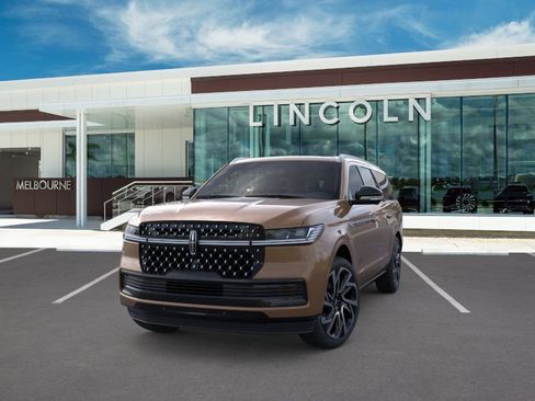 New 2026 Lincoln Navigator L Black Label AWD/4WD image 2