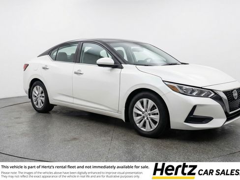 Used 2025 Nissan Sentra S image 1