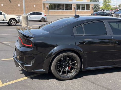 Used 2022 Dodge Charger SRT Hellcat RWD image 7