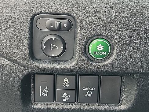 Certified 2023 Honda Ridgeline Sport image 25