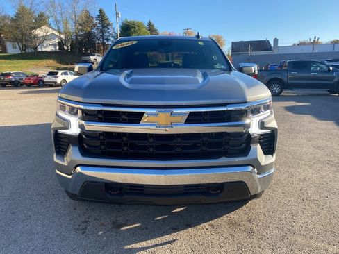 Used 2024 Chevrolet Silverado 1500 LT image 8
