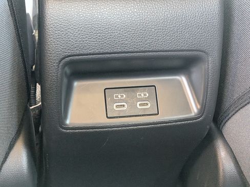 Used 2025 Toyota Corolla LE FWD image 14