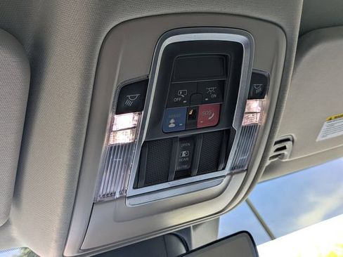 Used 2022 RAM 1500 Laramie image 22