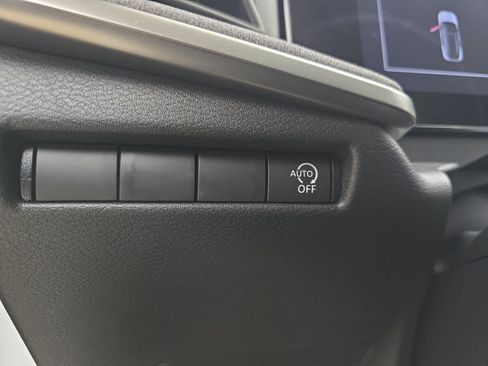 Used 2026 Nissan Kicks SV FWD image 34