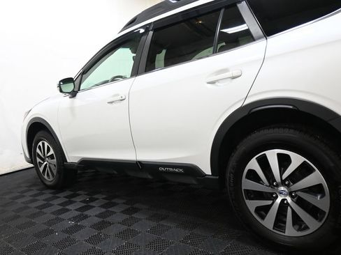 Used 2022 Subaru Outback Premium AWD/4WD image 12