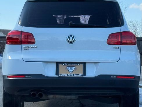Used 2018 Volkswagen Tiguan Limited w/ Premium Package image 4