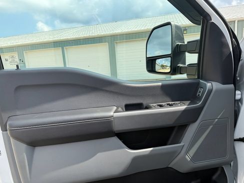 Used 2024 Ford F250 XL w/ STX Appearance Package AWD/4WD image 17