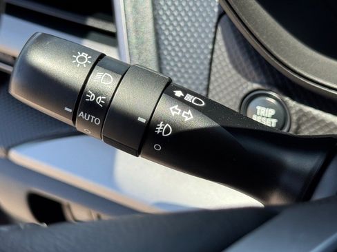 Used 2024 Subaru Forester Premium image 24