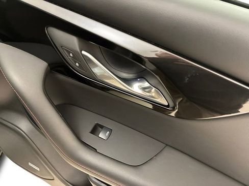 Used 2024 Chevrolet Blazer RS w/ Enhanced Convenience Package image 15