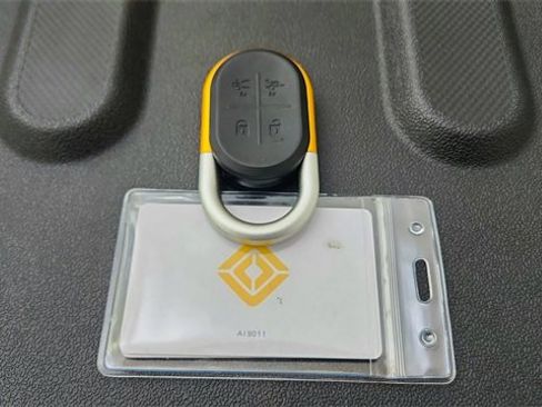 Used 2023 Rivian R1T Adventure image 58