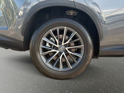 Used 2024 Lexus NX 250 FWD w/ Towing Package (2000 Lbs) image 18