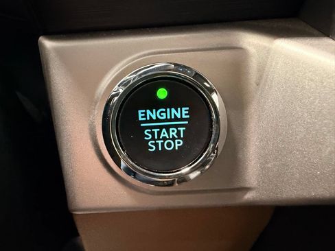 Used 2021 Ford F150 XLT w/ Equipment Group 302A High AWD/4WD image 38
