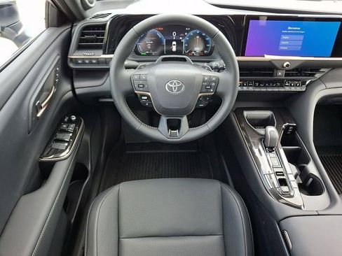 New 2026 Toyota Crown Signia AWD/4WD image 11